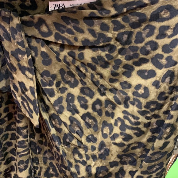 Zara wrap midi skirt - Picture 3 of 5